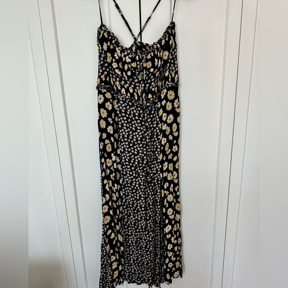 Free People Tigerlily Mixed Floral Midi Sundress - Picture 4 of 7